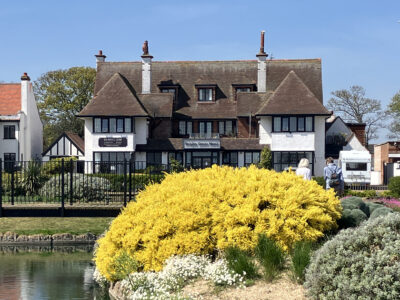 Knights Court Hotel